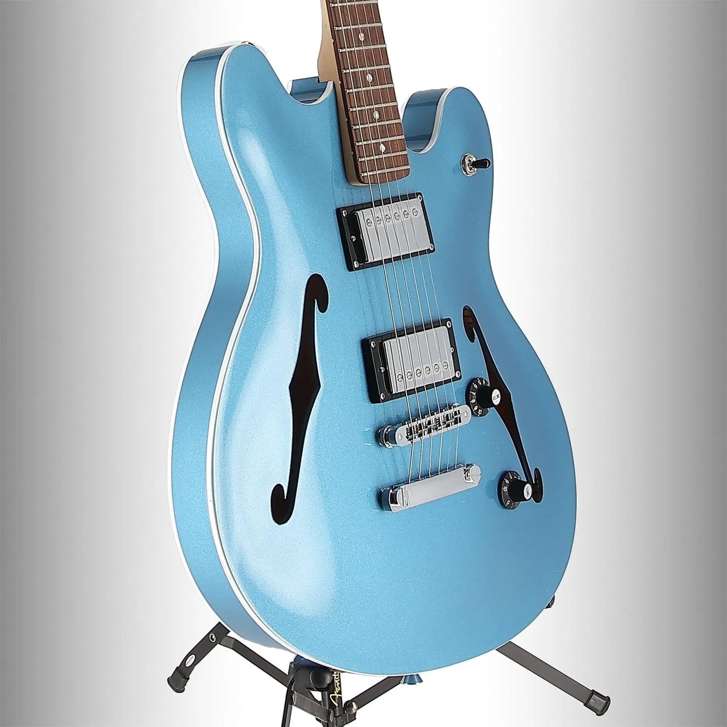 Affinity Series Starcaster Deluxe, Lake Placid Blue (SR) (03896)