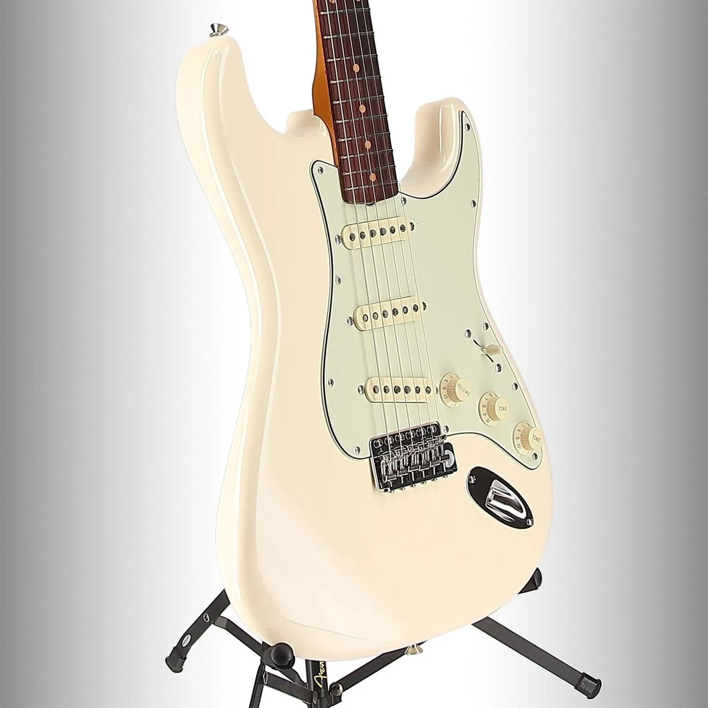 American Vintage II 1961 Stratocaster, Rosewood Fingerboard, Olympic White (R7) (38650)