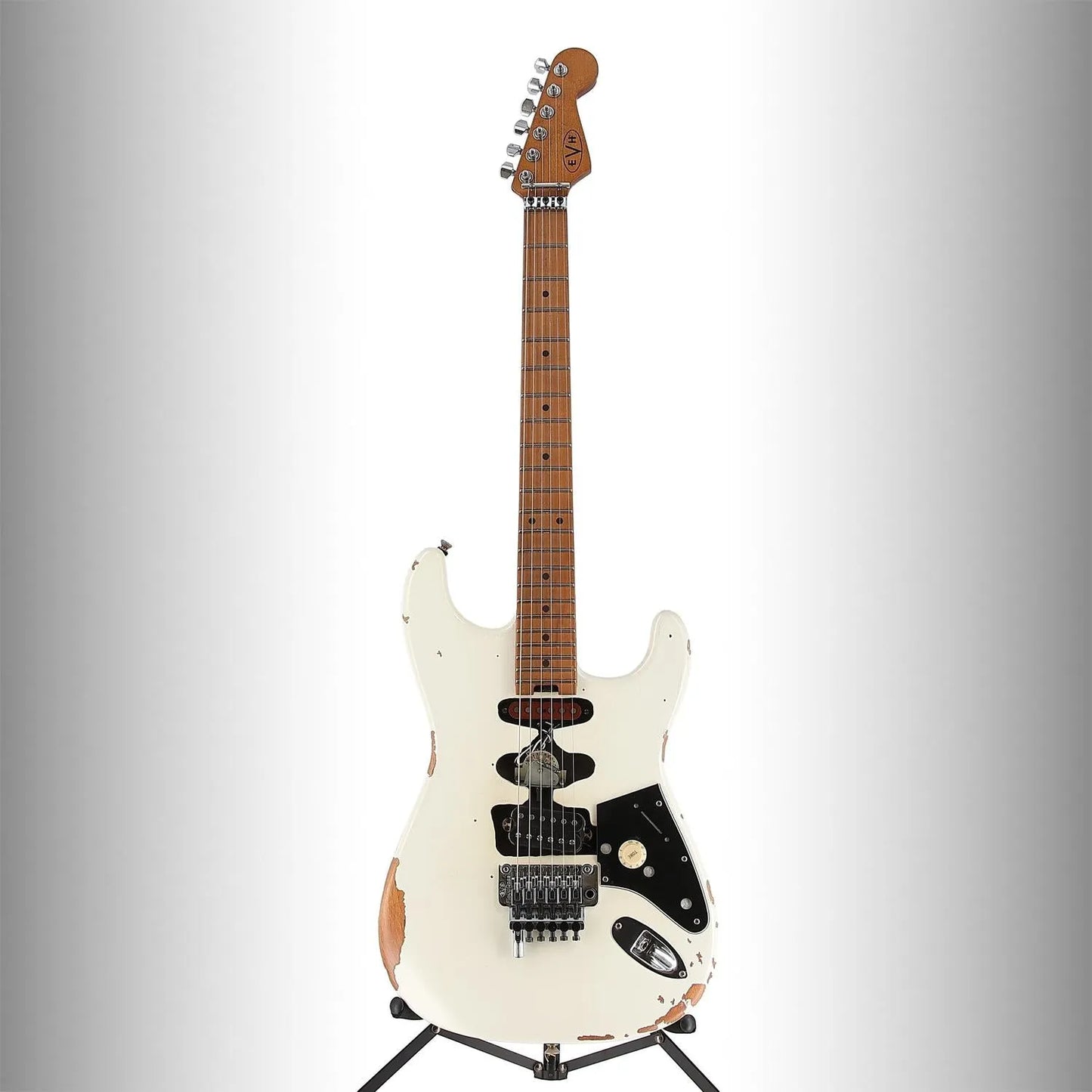 EVH Frankenstein Relic Series, Maple Fingerboard, White (AA12) (03562)
