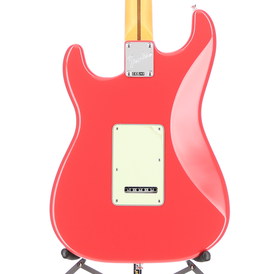 Fender American Professional Classic Stratocaster®, Rosewood Fingerboard, Faded Dakota Red (K13) (09985)