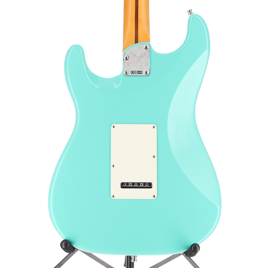 Fender American Ultra Luxe Vintage '60s Stratocaster® HSS, Rosewood Fingerboard, Sea Foam Green (T8) (49870)
