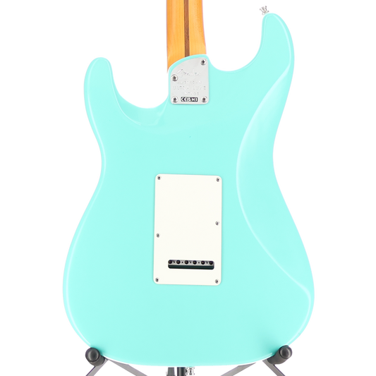 Fender American Ultra Luxe Vintage '60s Stratocaster® HSS, Rosewood Fingerboard, Sea Foam Green (Y7) (07845)