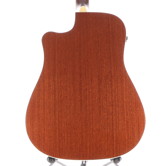 Fender Redondo Player, Walnut Fingerboard, Gold Pickguard, Natural (L1) (07306)
