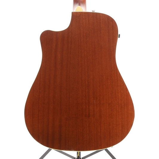 Fender Redondo Player, Walnut Fingerboard, Gold Pickguard, Natural (O2) (07949)