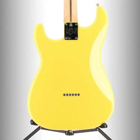 Fender Tom DeLonge Stratocaster, Rosewood Fingerboard, Graffiti Yellow (ED2) (45092)
