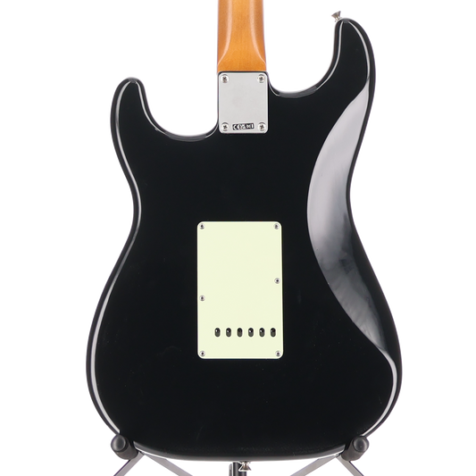 Fender Vintera® II Road Worn® '60s Stratocaster®, Maple Fingerboard, Black (V4) (89028)