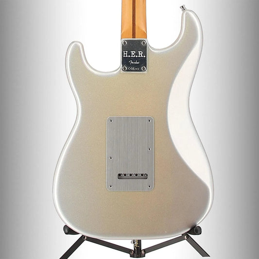 H.E.R. Stratocaster, Maple Fingerboard, Chrome Glow (AA9) (45863)