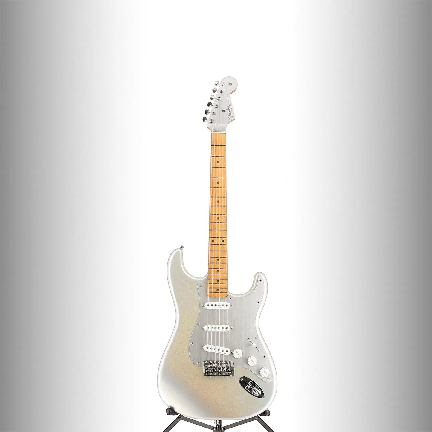 H.E.R. Stratocaster, Maple Fingerboard, Chrome Glow (AA9) (45863)