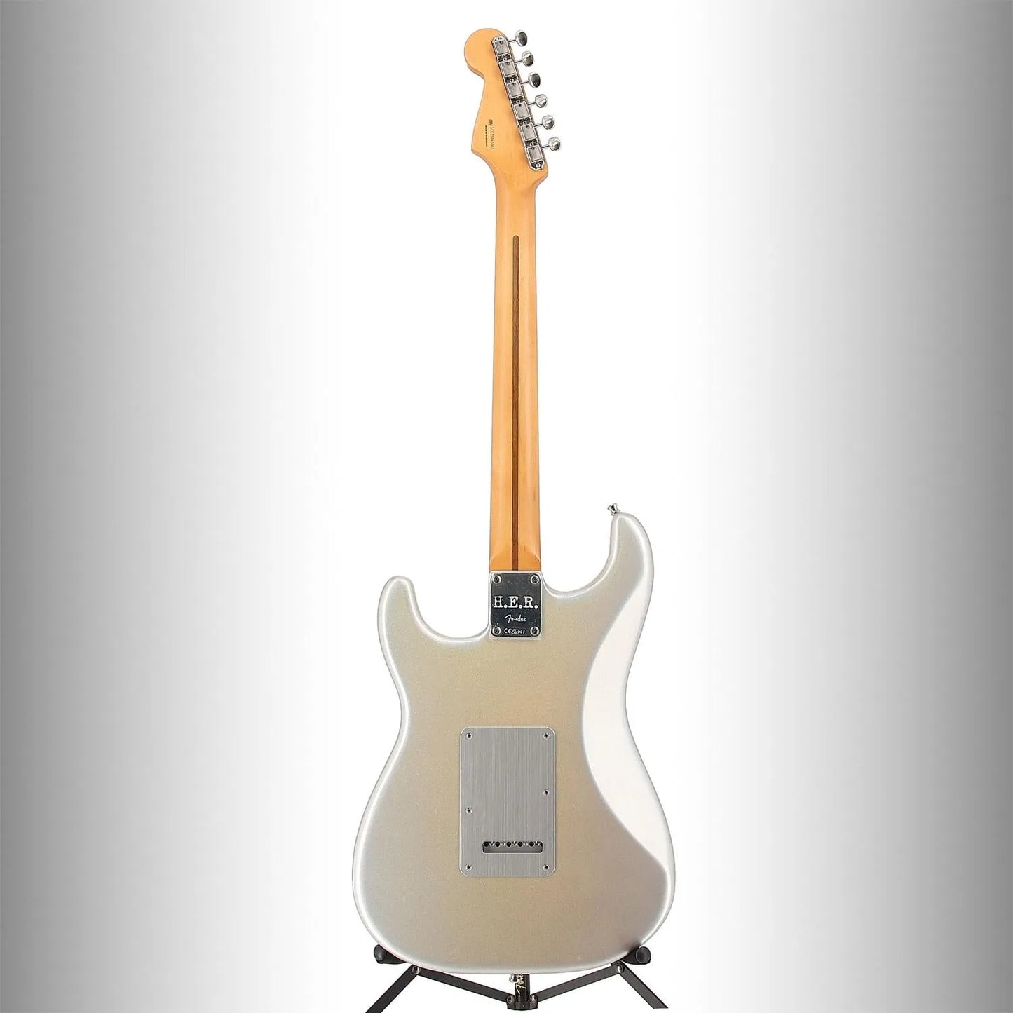 H.E.R. Stratocaster, Maple Fingerboard, Chrome Glow (AA9) (45863)
