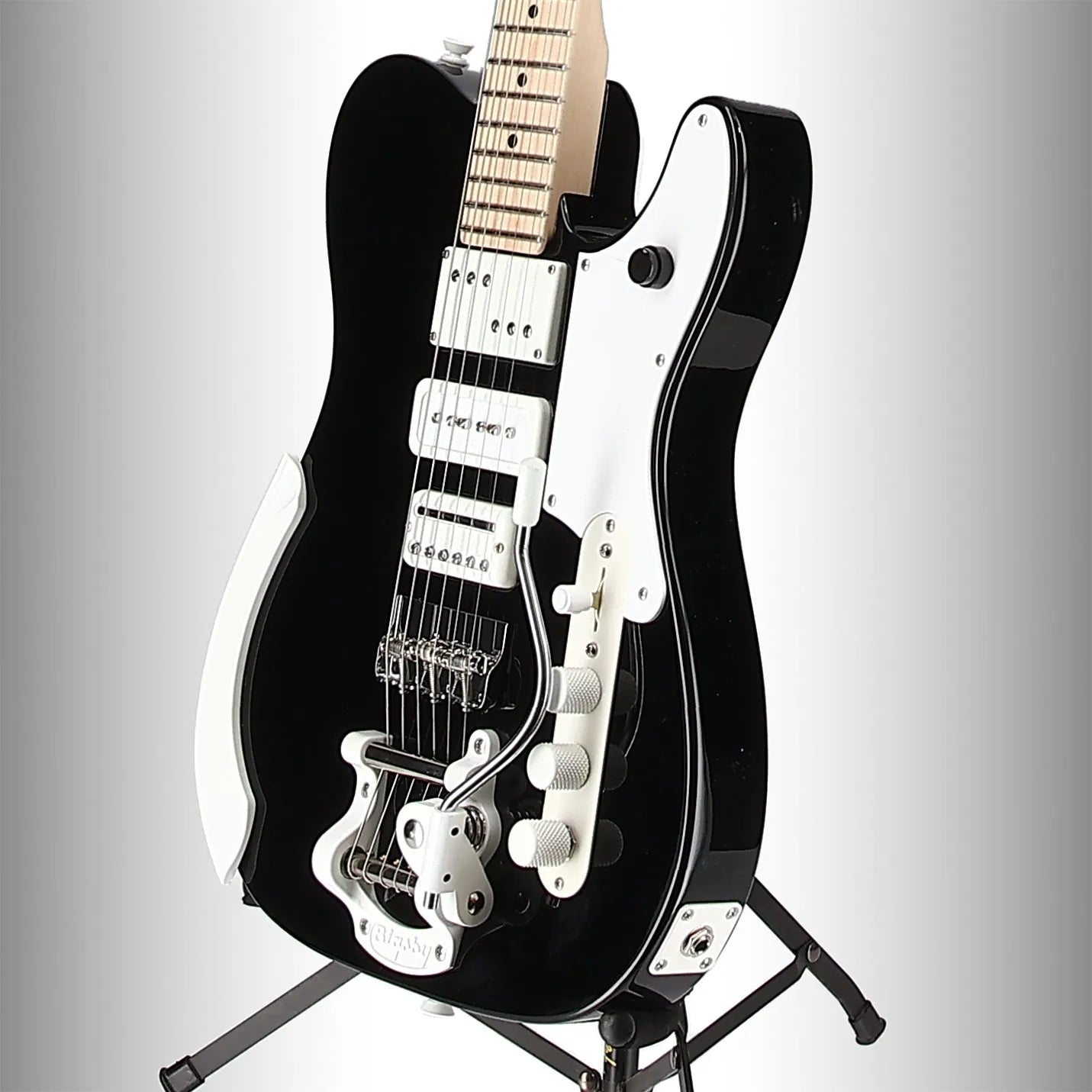 Jack White Triplecaster, Maple Fingerboard, Black (BB13) (41005)