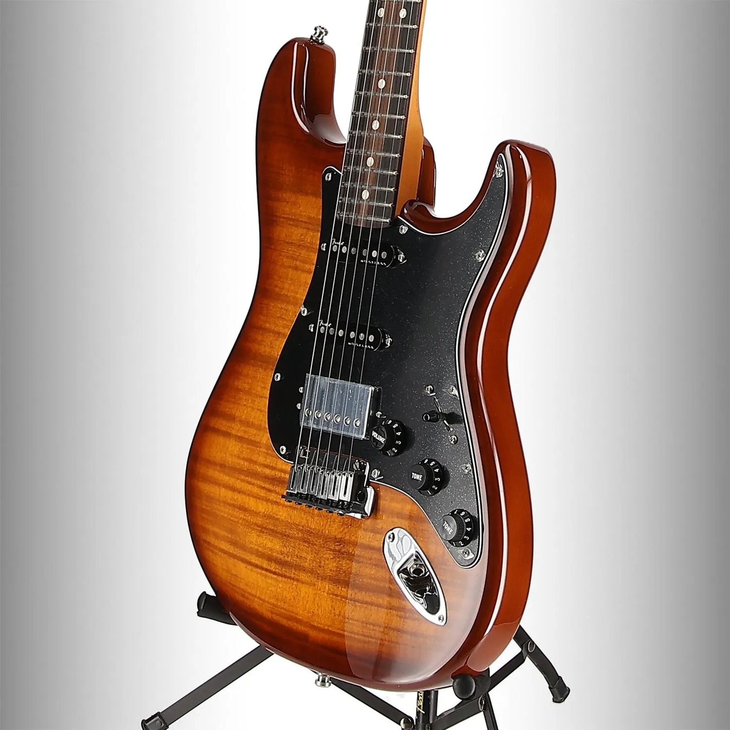 Limited Edition American Ultra Stratocaster, Tiger's Eye (93230)