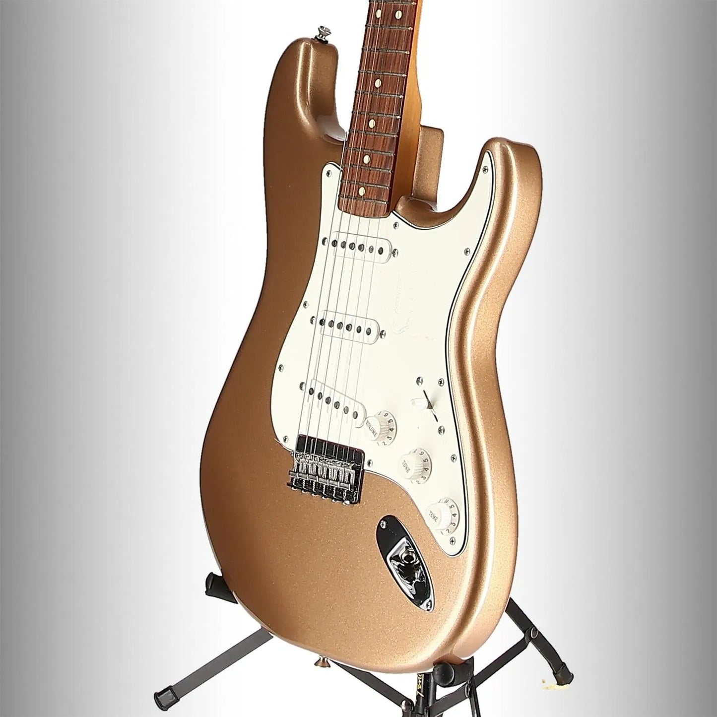 Limited Edition Vintera '70s Stratocaster Hardtail, Pau Ferro Fingerboard, Firemist Gold (BB11) (86154)