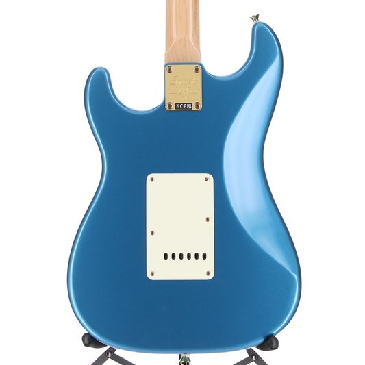 Squier 40th Anniversary Stratocaster, Gold Edition, Laurel Fingerboard, Gold Anodized Pickguard, Lake Placid Blue (SR) (02296)