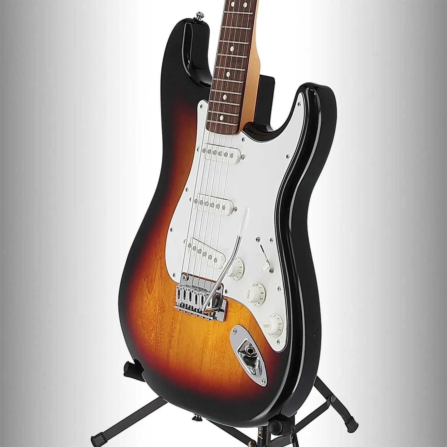 Standard Stratocaster, Laurel Fingerboard, White Pickguard, 3-Color Sunburst (SR) (09452)