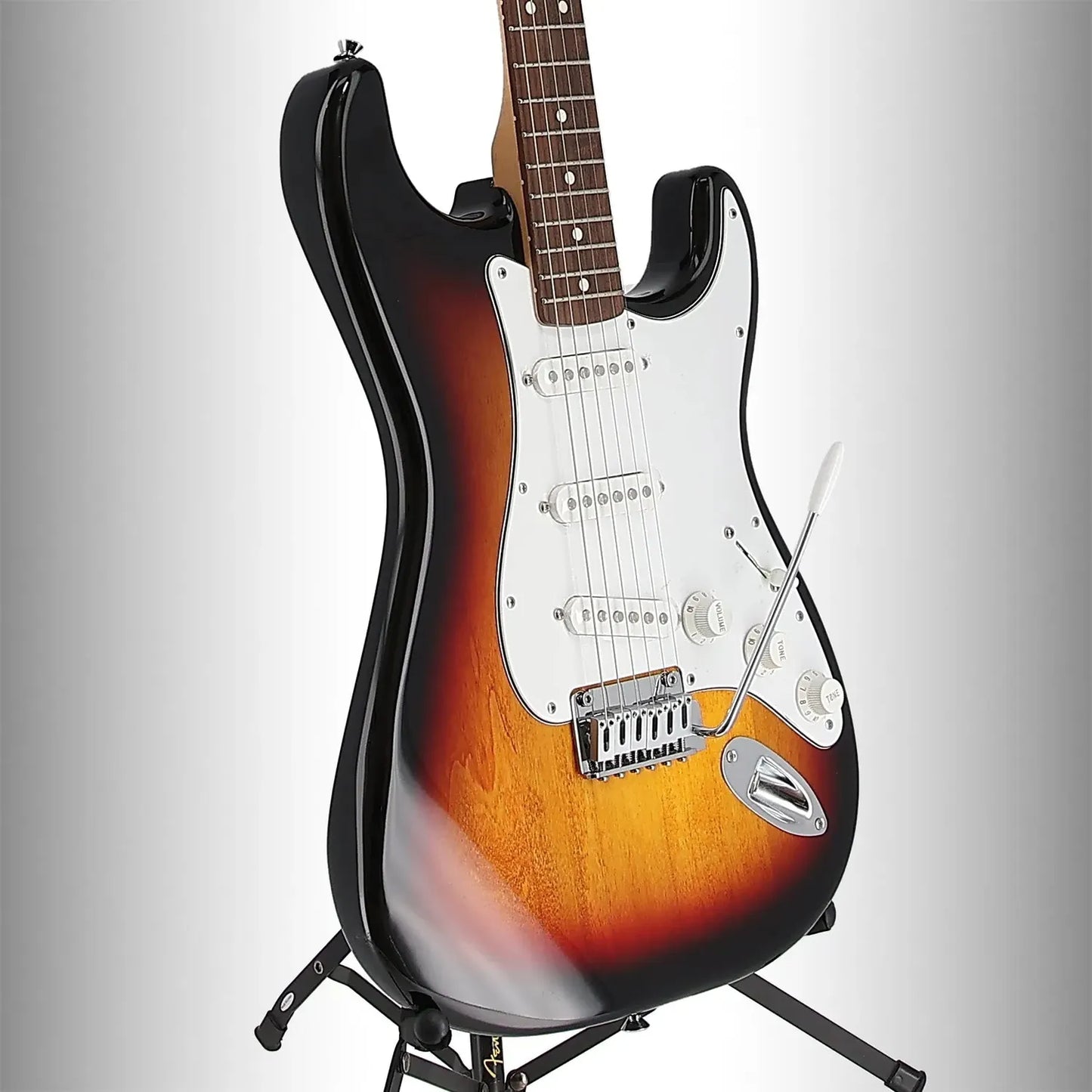 Standard Stratocaster, Laurel Fingerboard, White Pickguard, 3-Color Sunburst (SR) (09452)
