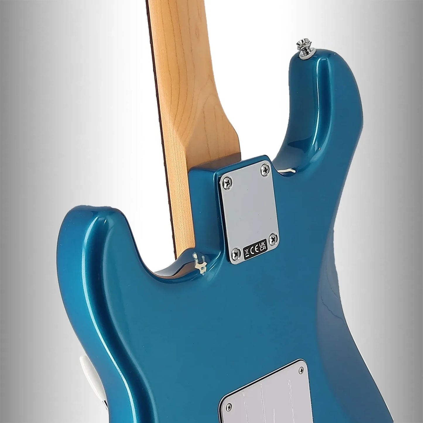 Standard Stratocaster, Laurel Fingerboard, White Pickguard, Aqua Marine Metallic (SR) (09727)