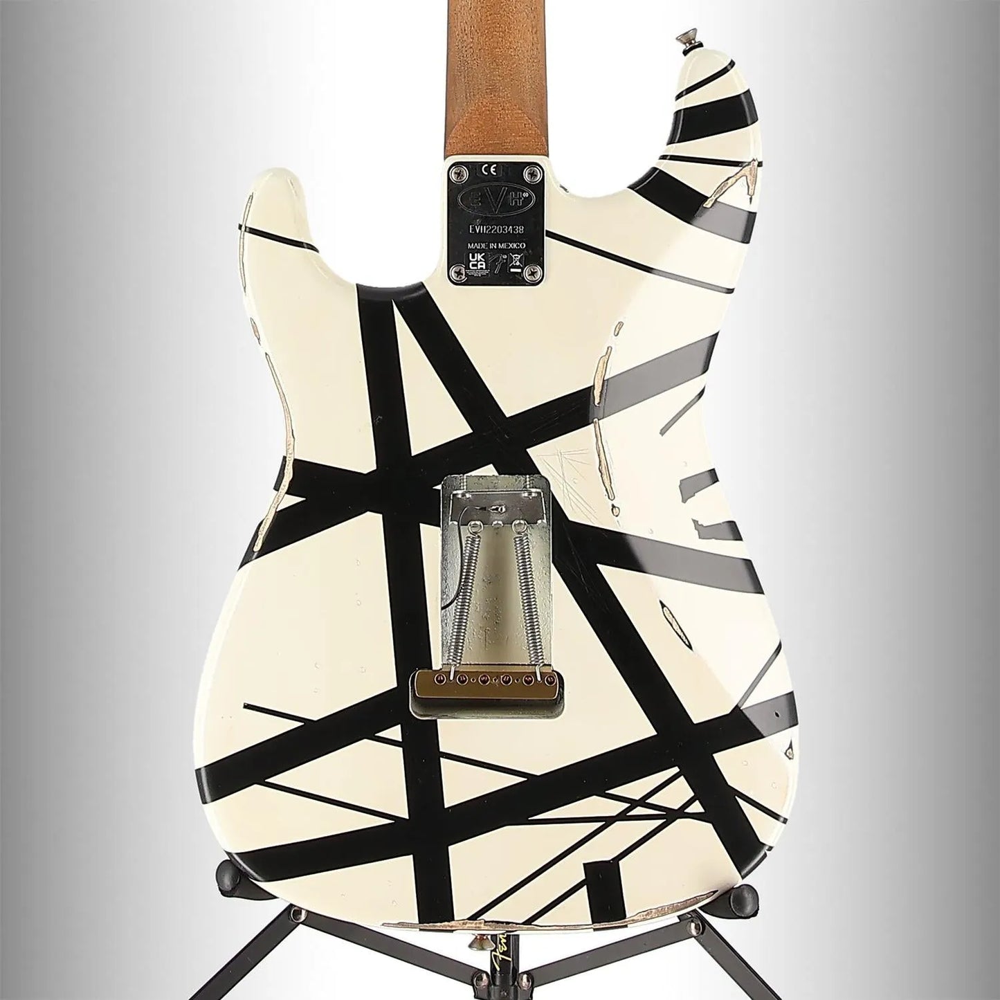 Striped Series '78 Eruption, Maple Fingerboard, White with Black Stripes Relic (A2) (03438)