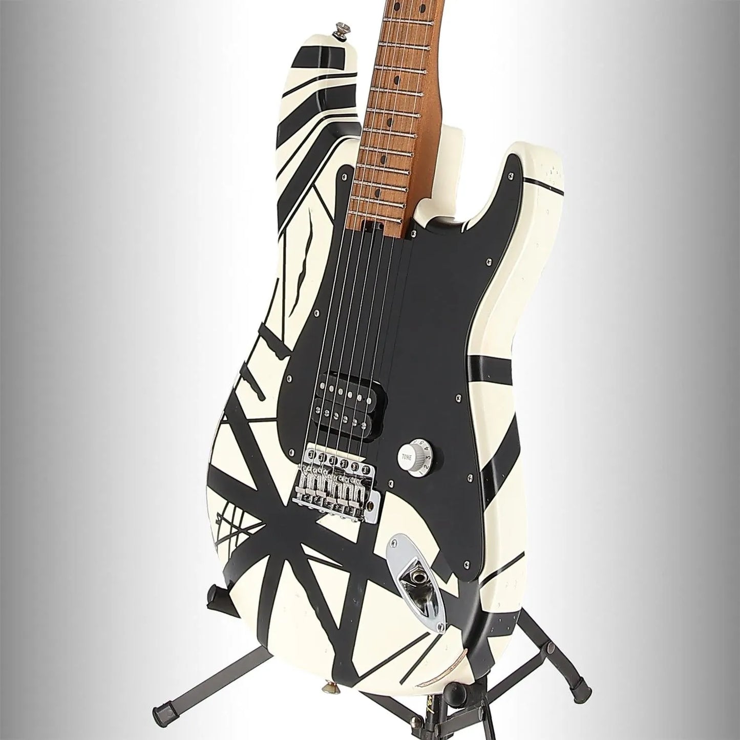 Striped Series '78 Eruption, Maple Fingerboard, White with Black Stripes Relic (A2) (03438)