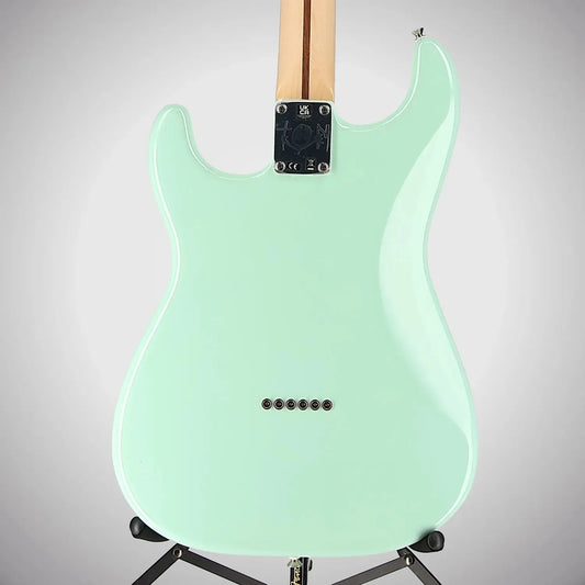 Tom DeLonge Stratocaster, Rosewood Fingerboard, Surf Green (M9) (75098)