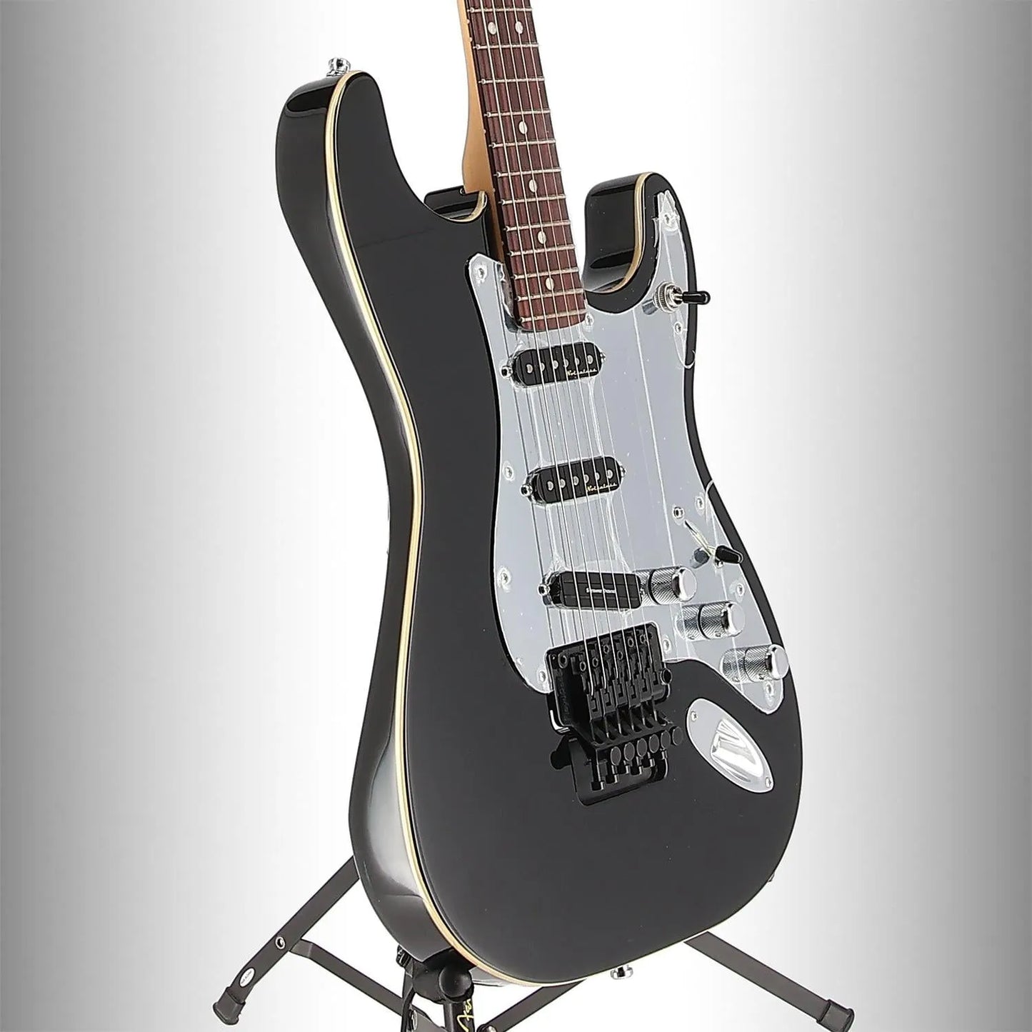 Tom Morello Stratocaster, Rosewood Fingerboard, Black (RC3) (37038)