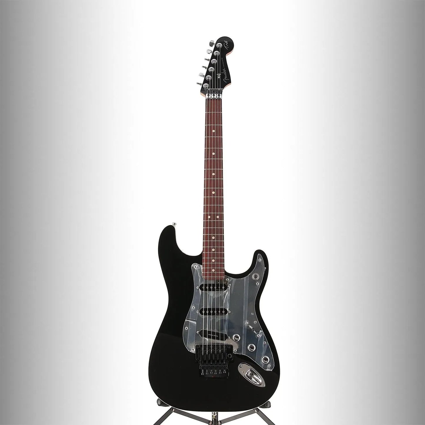 Tom Morello Stratocaster, Rosewood Fingerboard, Black (RC3) (92500)
