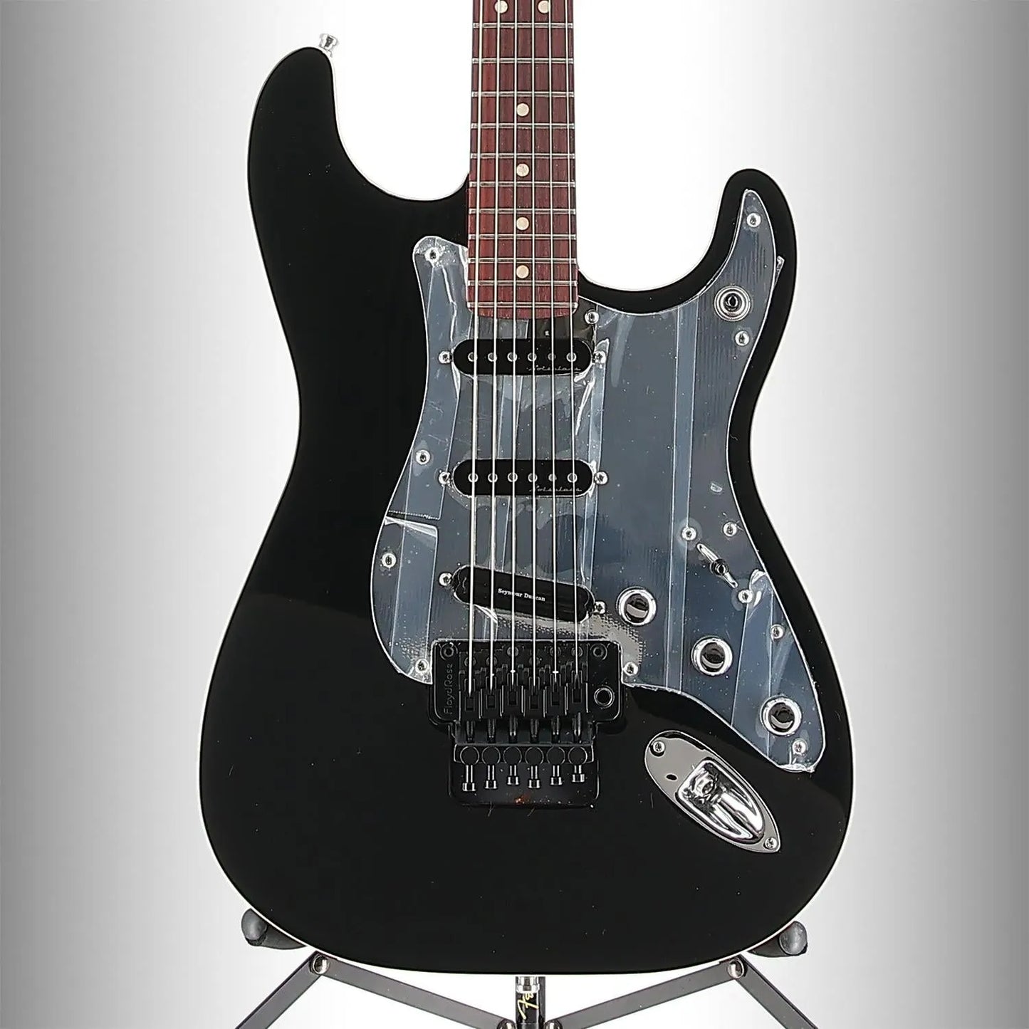 Tom Morello Stratocaster, Rosewood Fingerboard, Black (RC3) (92500)