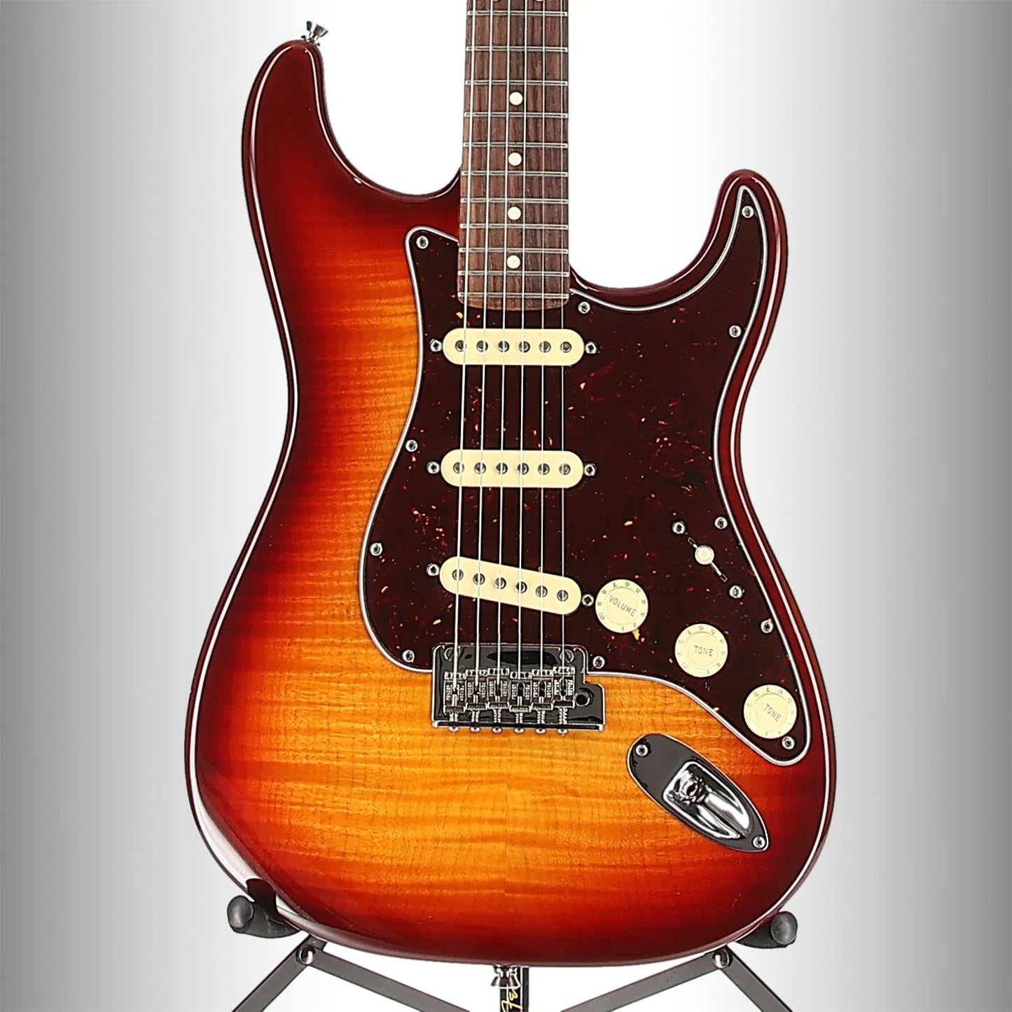 70th Anniversary American Professional II Stratocaster, Rosewood Fingerboard, Comet Burst (OB4) (50301)