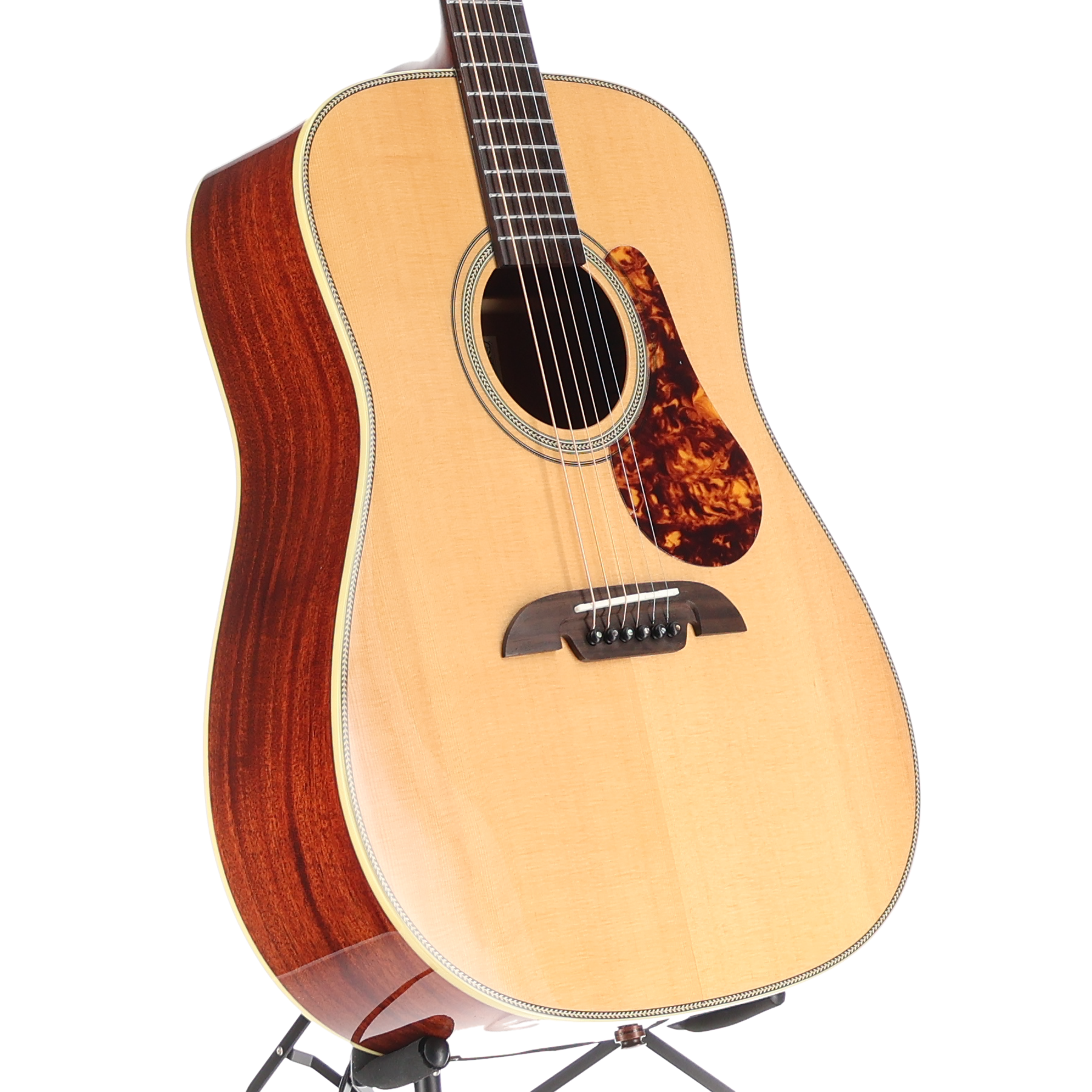 Alvarez Herringbone Masterworks A/E Dread, Spruce Top, Natural, Fully Tested (RC1) (99017)