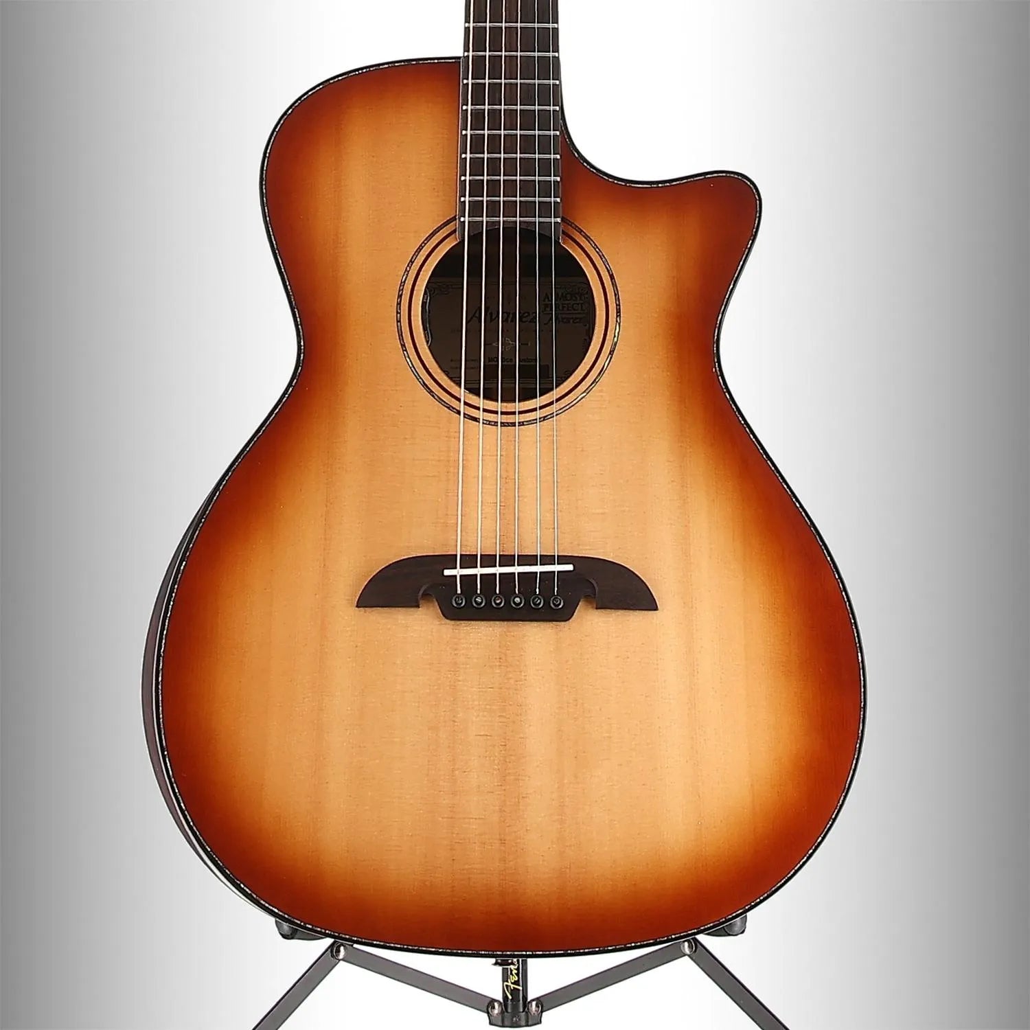 Alvarez MG70ce Custom 6-string Acoustic-electric Guitar with Spruce Top, Rosewood Back and Sides, Mahogany Neck, and Rosewood Fingerboard - Shadowburst (RC1) (09012)