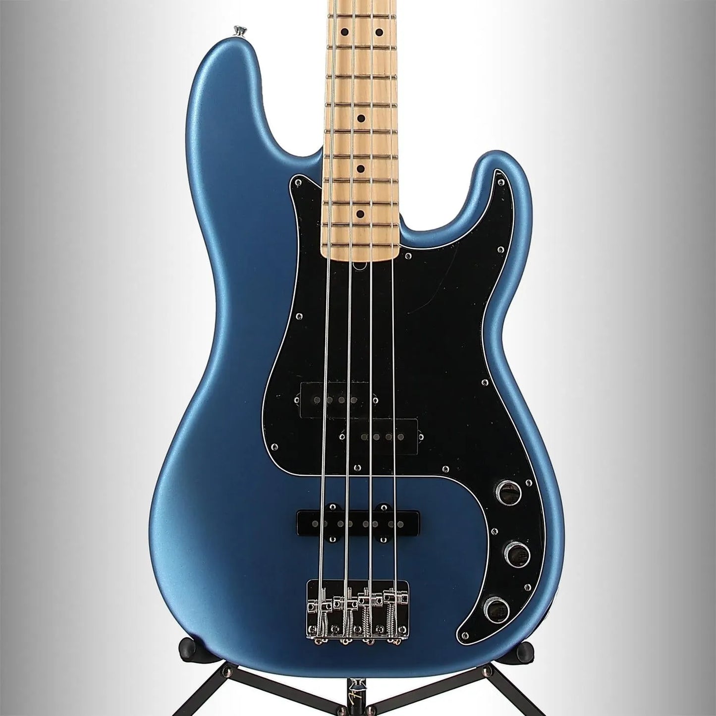 American Performer Precision Bass, Maple Fingerboard, Satin Lake Placid Blue (C13) (15866)