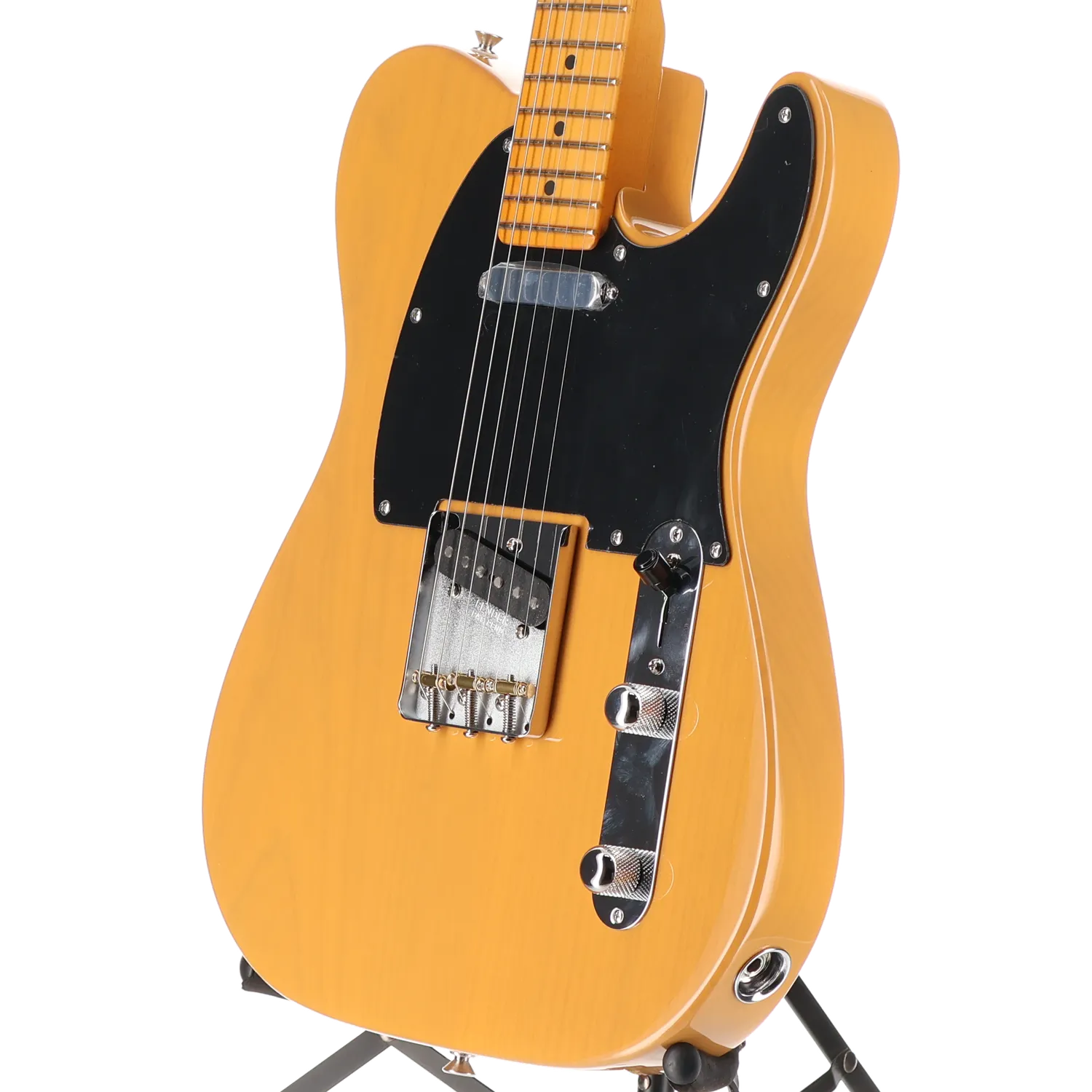 American Professional Classic Telecaster®, Maple Fingerboard, Butterscotch Blonde (M1) (94190)