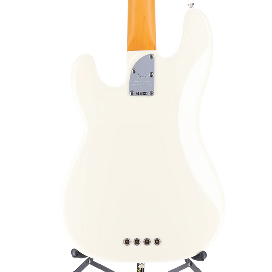 American Professional II Precision Bass, Maple Fingerboard, Olympic White (D2) (88686)