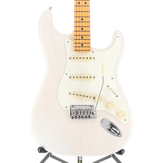 American Ultra Luxe Vintage '50s Stratocaster, Maple Fingerboard, White Blonde (X9) (20971)
