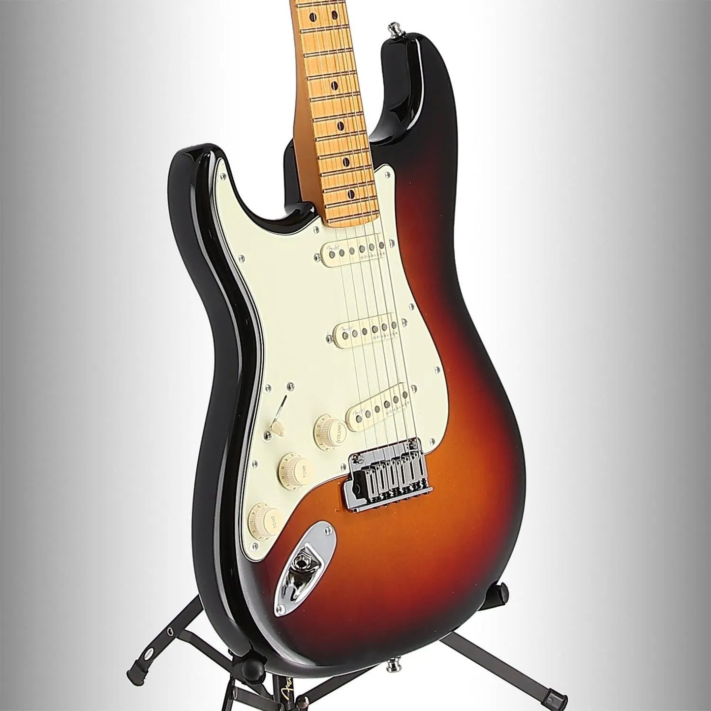American Ultra Stratocaster Left-Hand, Maple Fingerboard, Ultraburst (RC1) (00473)