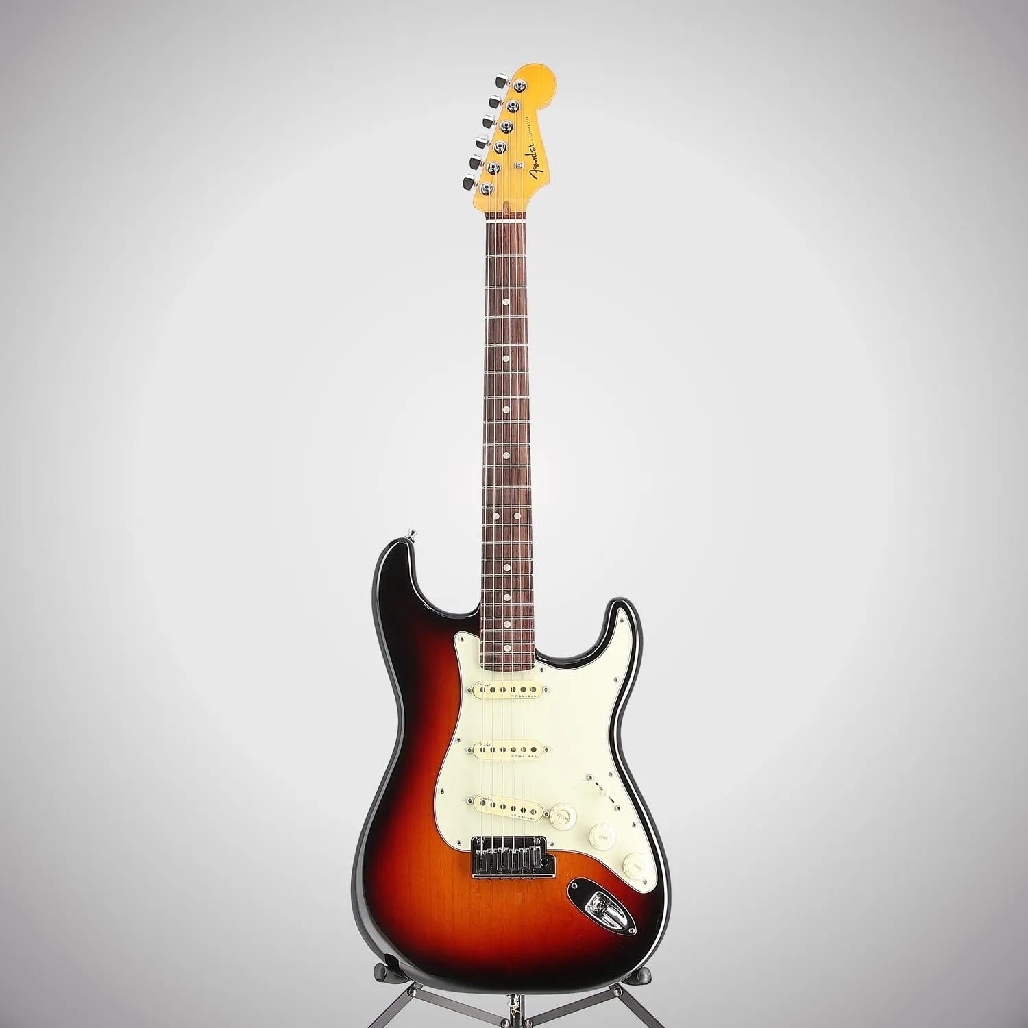 American Ultra Stratocaster, Rosewood Fingerboard, Ultraburst (ED6) (03588)