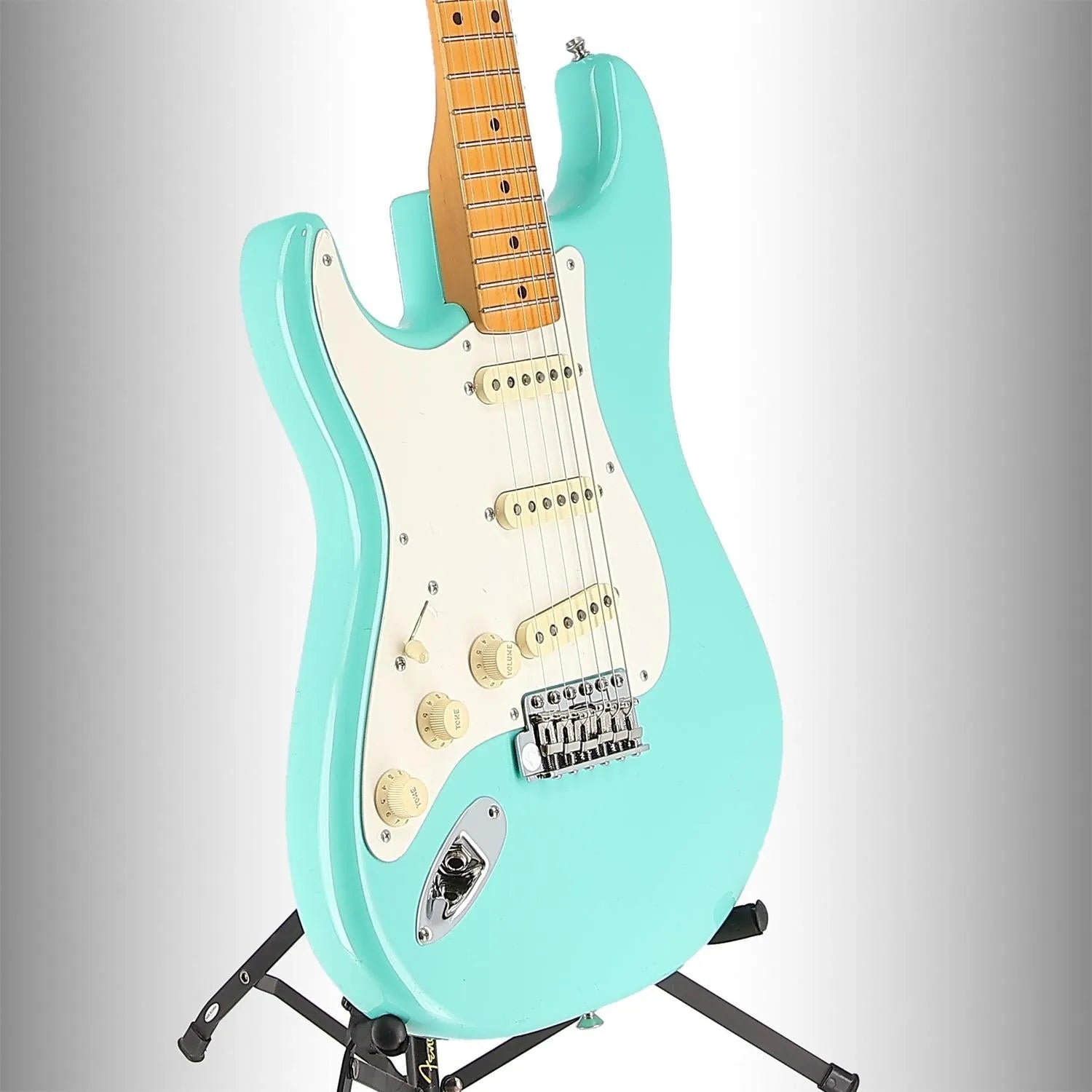 American Vintage II 1957 Stratocaster Left-Hand, Maple Fingerboard, Sea Foam Green (RC3) (43667)