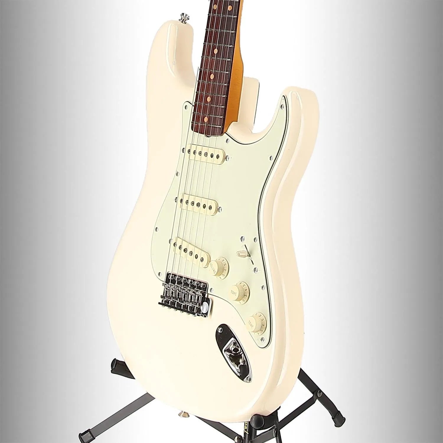 American Vintage II 1961 Stratocaster, Rosewood Fingerboard, Olympic White (R7) (38650)