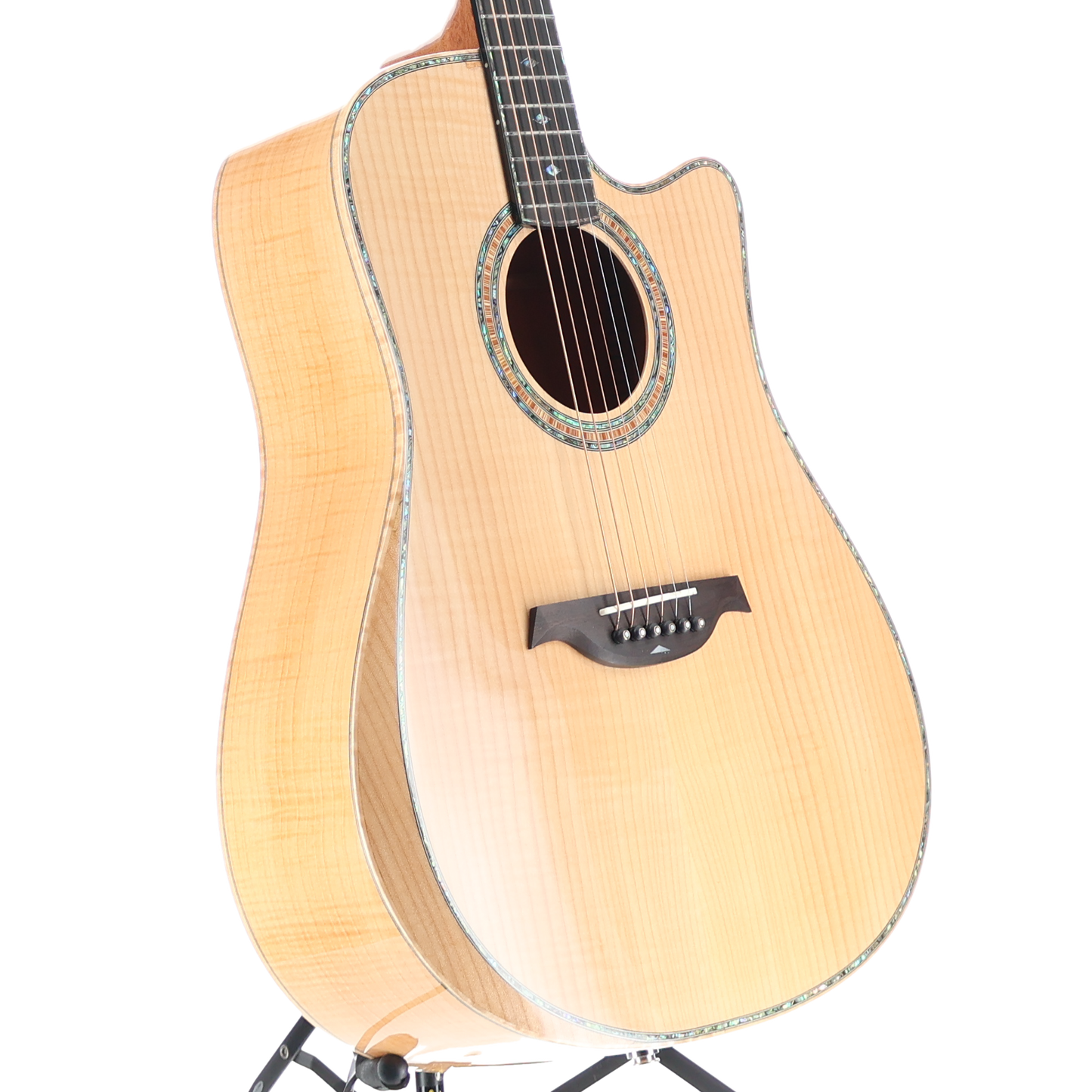 BC Rich 6-string Acoustic-electric with Maple Top, Maple Back and Sides, Mahogany Neck, and Ebony Fingerboard - Flame Maple (P) (00008)
