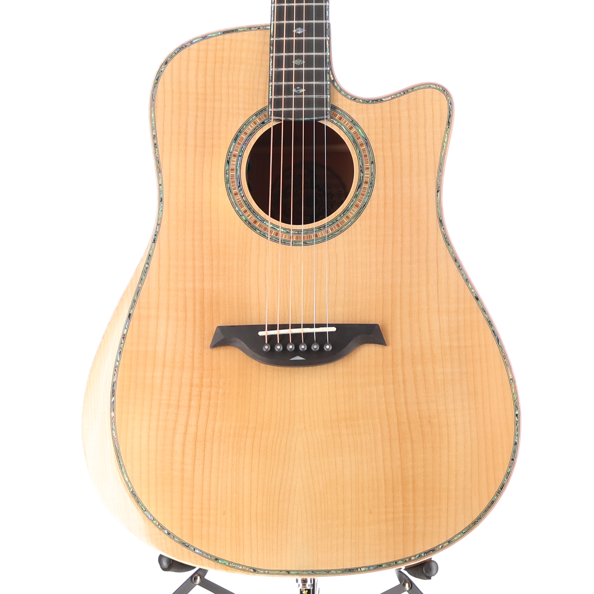 BC Rich 6-string Acoustic-electric with Maple Top, Maple Back and Sides, Mahogany Neck, and Ebony Fingerboard - Flame Maple (P) (00037)