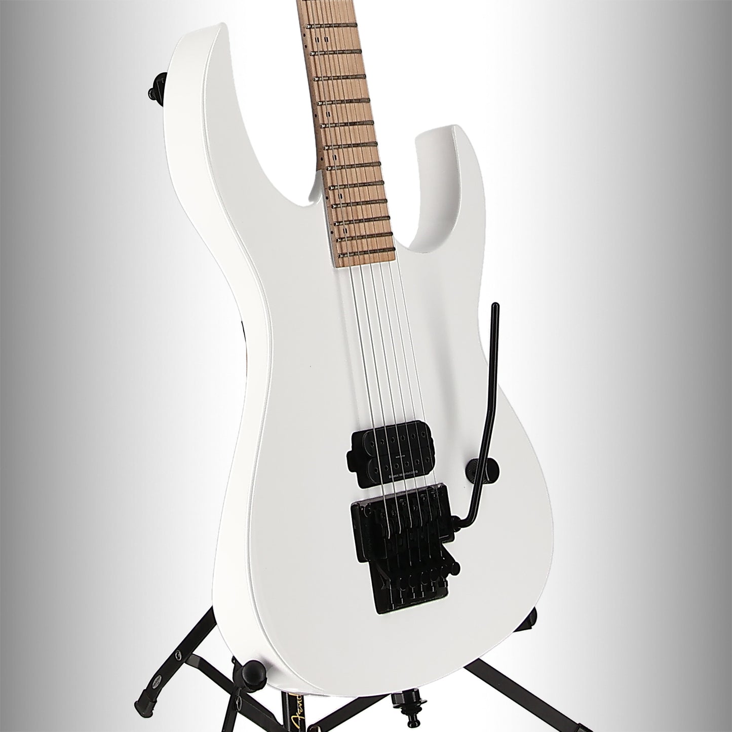 BC Rich Gunslinger II Prophecy with Nyatoh Body, Maple Neck, Maple Fingerboard, and 1 Humbucking Pickup - White Pearl (M11) (60068)