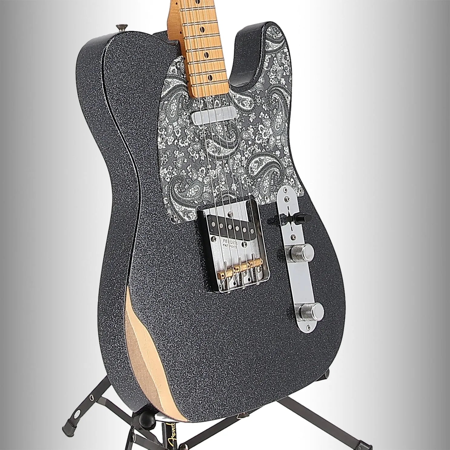 Brad Paisley Road Worn Telecaster, Maple Fingerboard, Black Sparkle (N6) (35274)