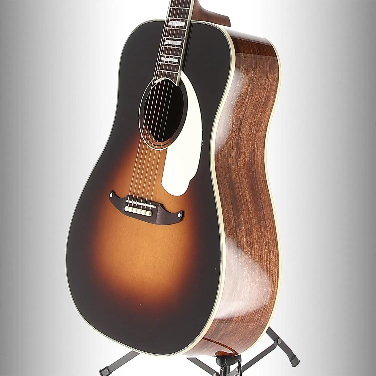 California Vintage King with Case, Aged White Pickguard, Mojave (RC4) (03903)