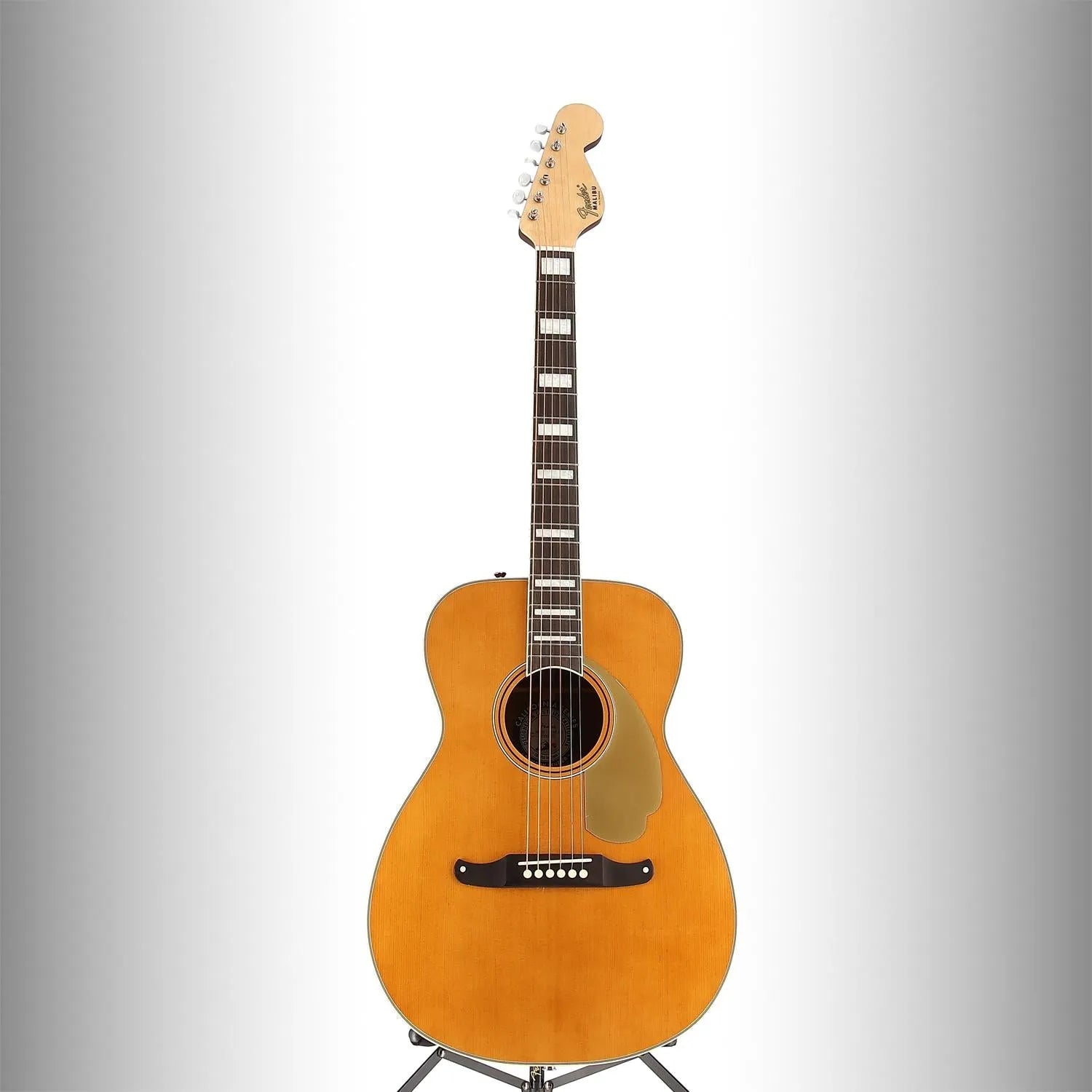 California Vintage Malibu with Case, Gold Pickguard, Aged Natural (T13) (03257)