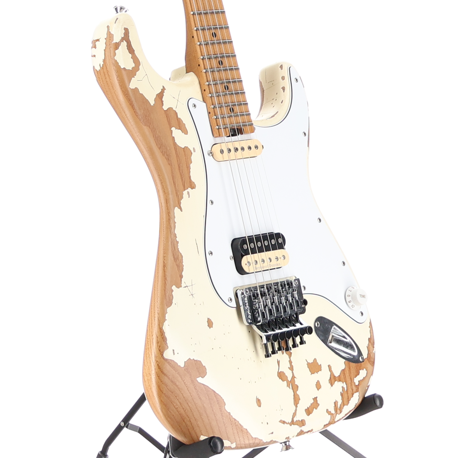 Charvel Henrik Danhage Limited Edition Signature Pro-Mod So-Cal Style 1 HS FR M, Maple Fingerboard, White Relic (G10) (42580)
