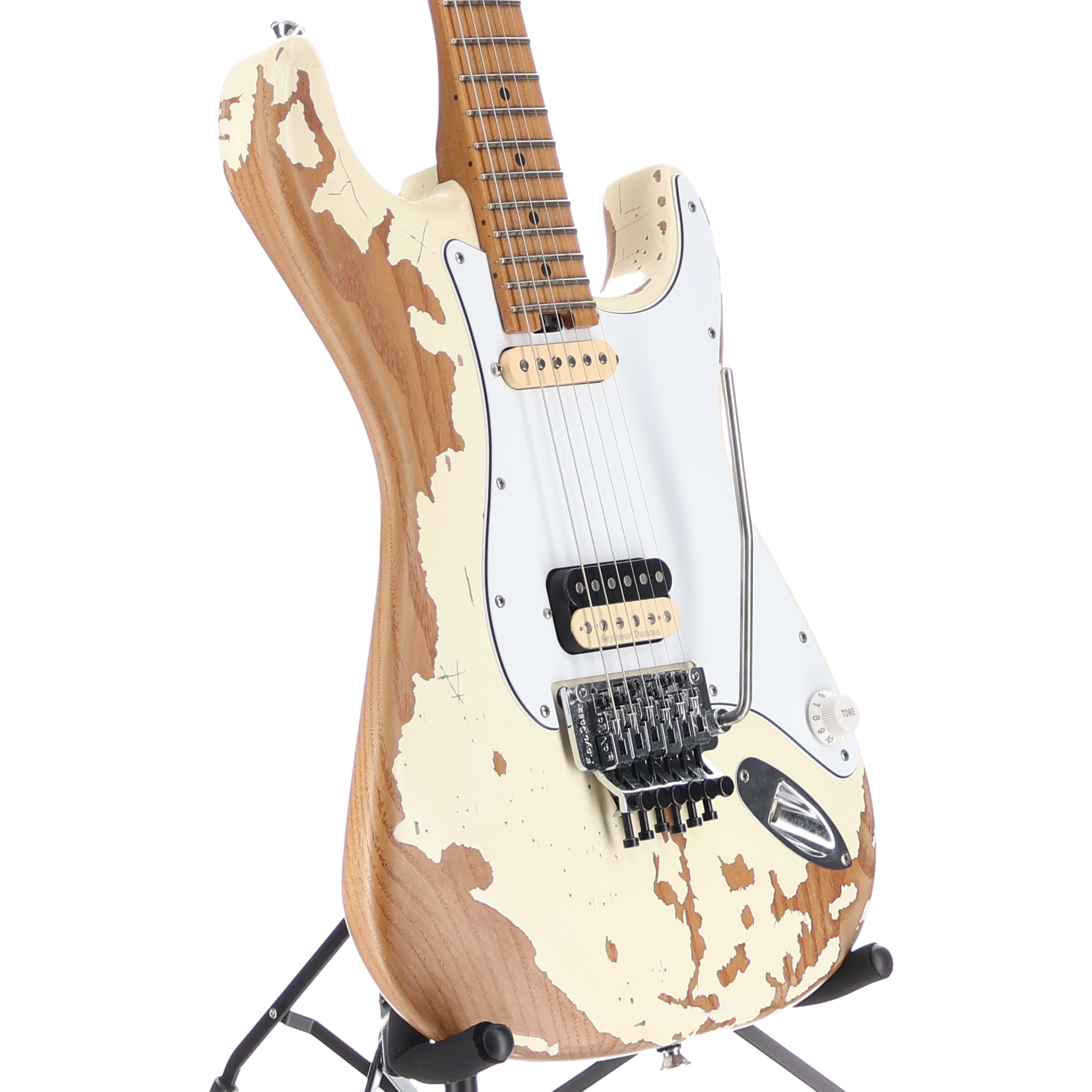 Charvel Henrik Danhage Limited Edition Signature Pro-Mod So-Cal Style 1 HS FR M, Maple Fingerboard, White Relic (V3)(42580) (42580)