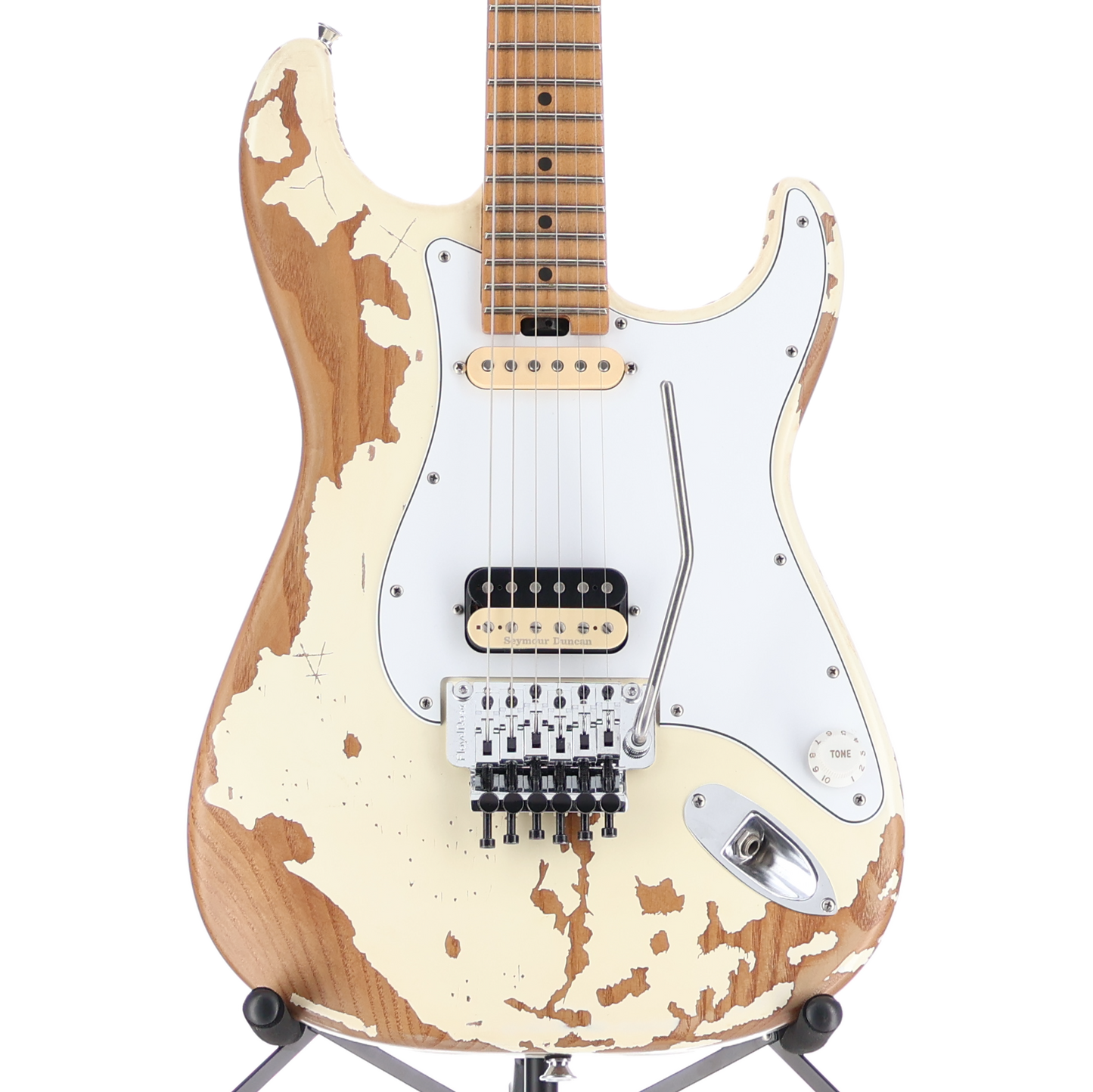 Charvel Henrik Danhage Limited Edition Signature Pro-Mod So-Cal Style 1 HS FR M, Maple Fingerboard, White Relic (V3)(42580) (42580)
