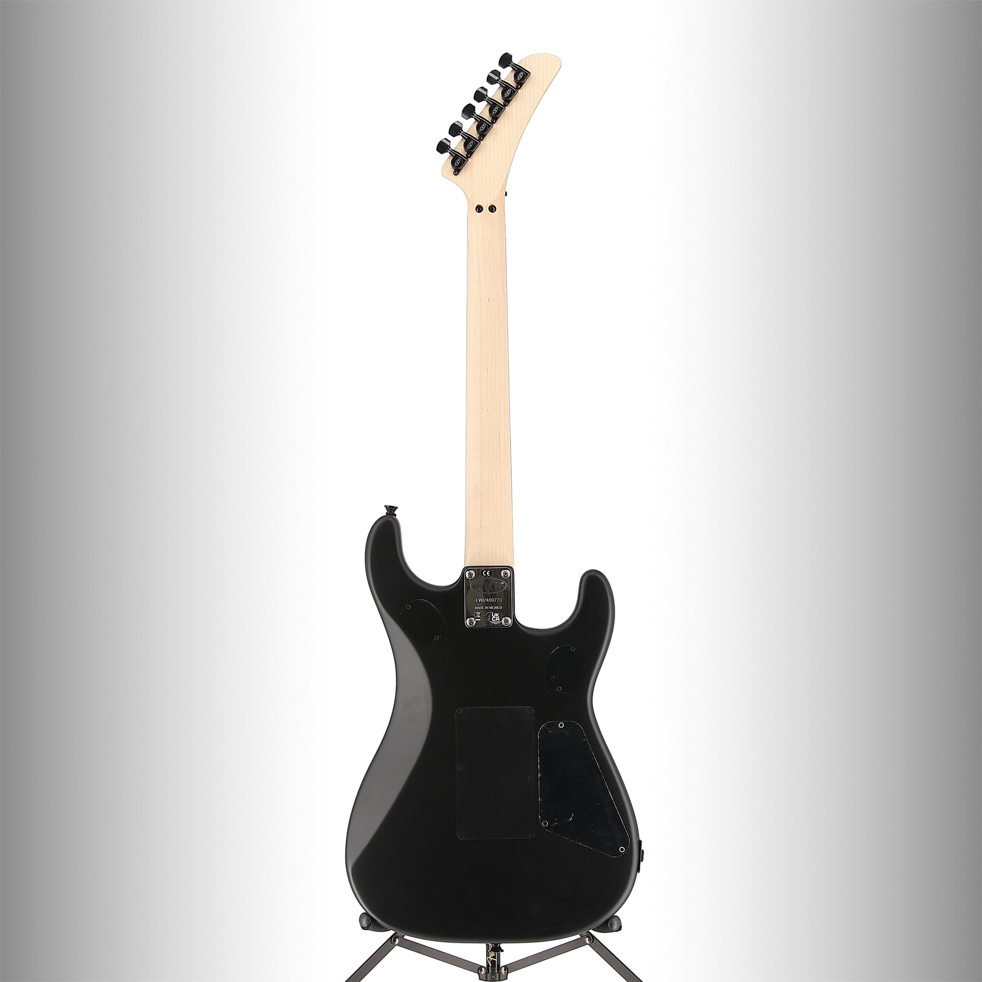 EVH 5150 Series Standard LH, Ebony Fingerboard, Stealth Black (SR) (00773)