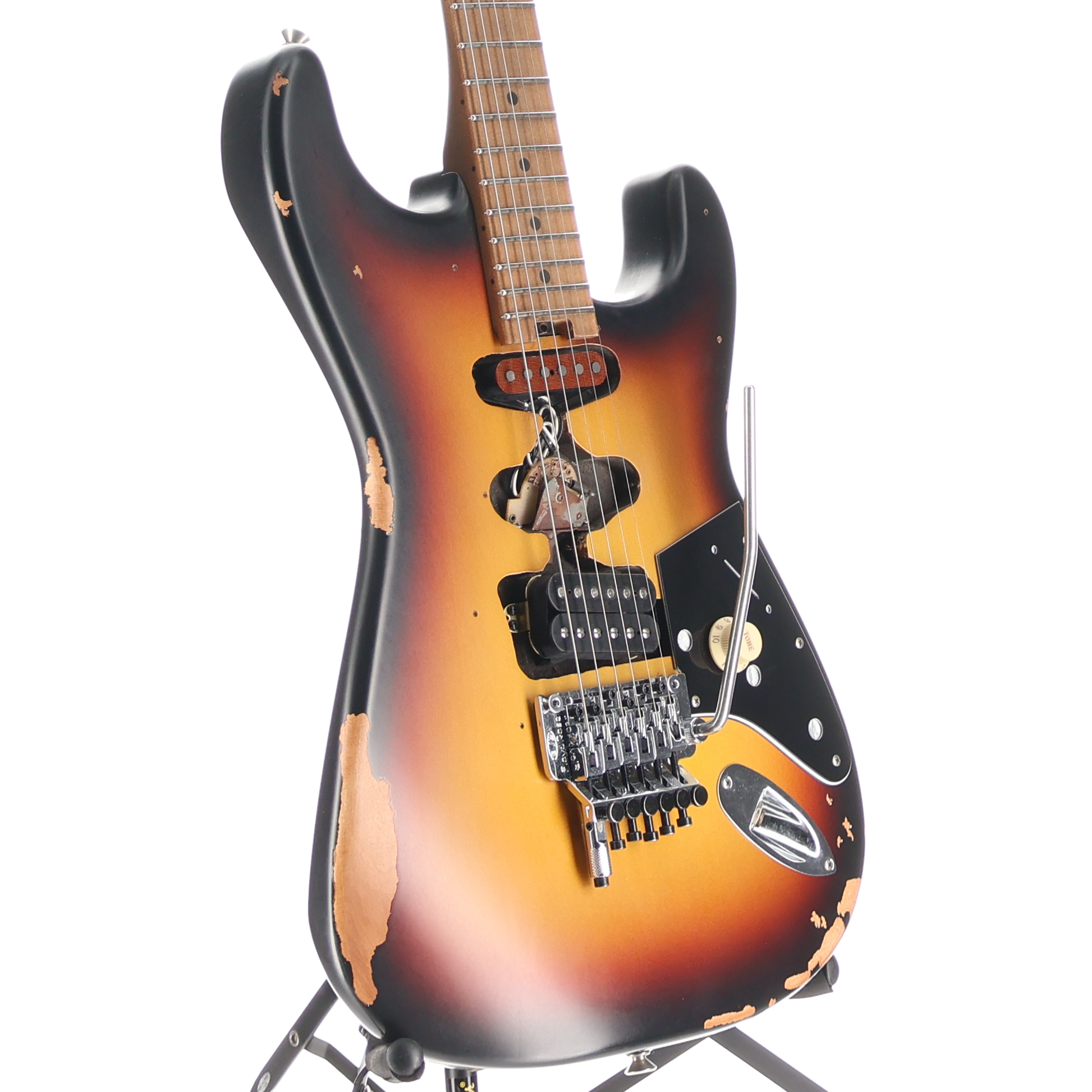 EVH EVH Limited Edition Frankenstein Relic Series, Maple Fingerboard, Vintage Sunburst (C7) (00250)