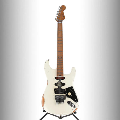 EVH Frankenstein Relic Series, Maple Fingerboard, White (AA12) (03562)