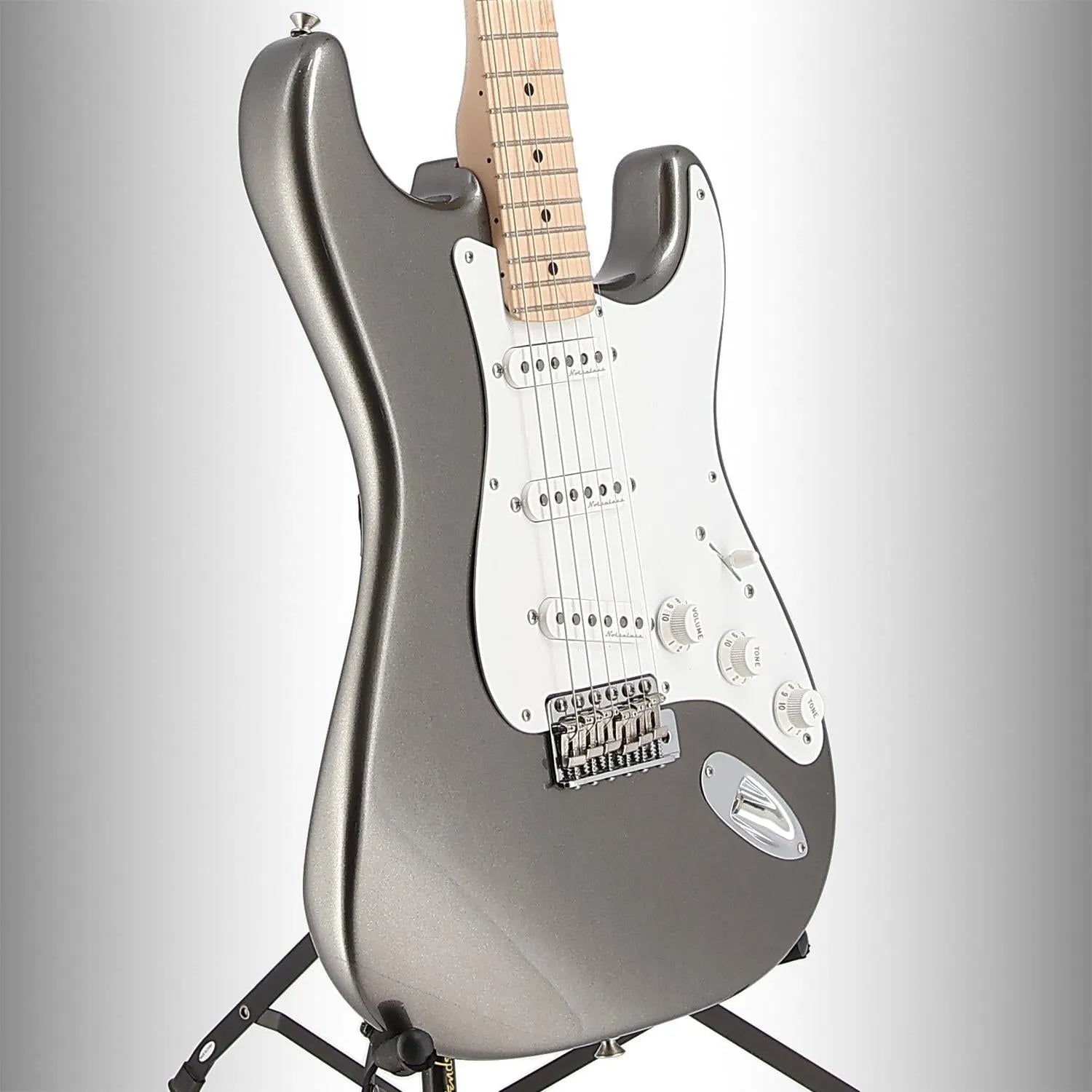 Eric Clapton Stratocaster, Maple Fingerboard, Pewter (D12) (41422)